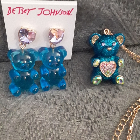 Betsey Johnson Jewelry - Betsey Johnson TEDDY NECKLACE & EARRINGS